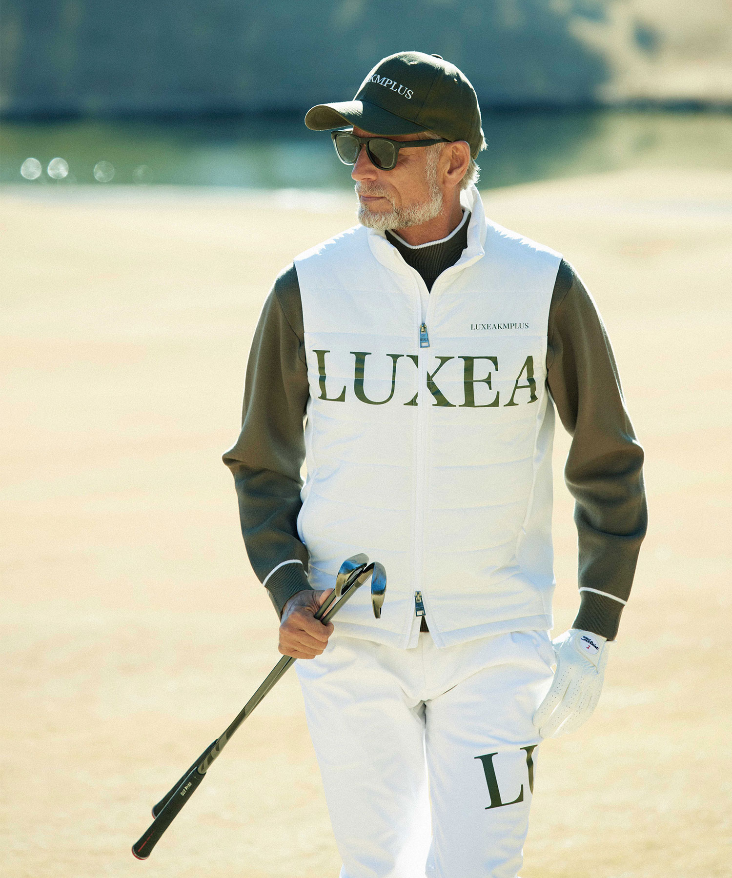 LUXEAKMPLUS 2024 AW NO.15