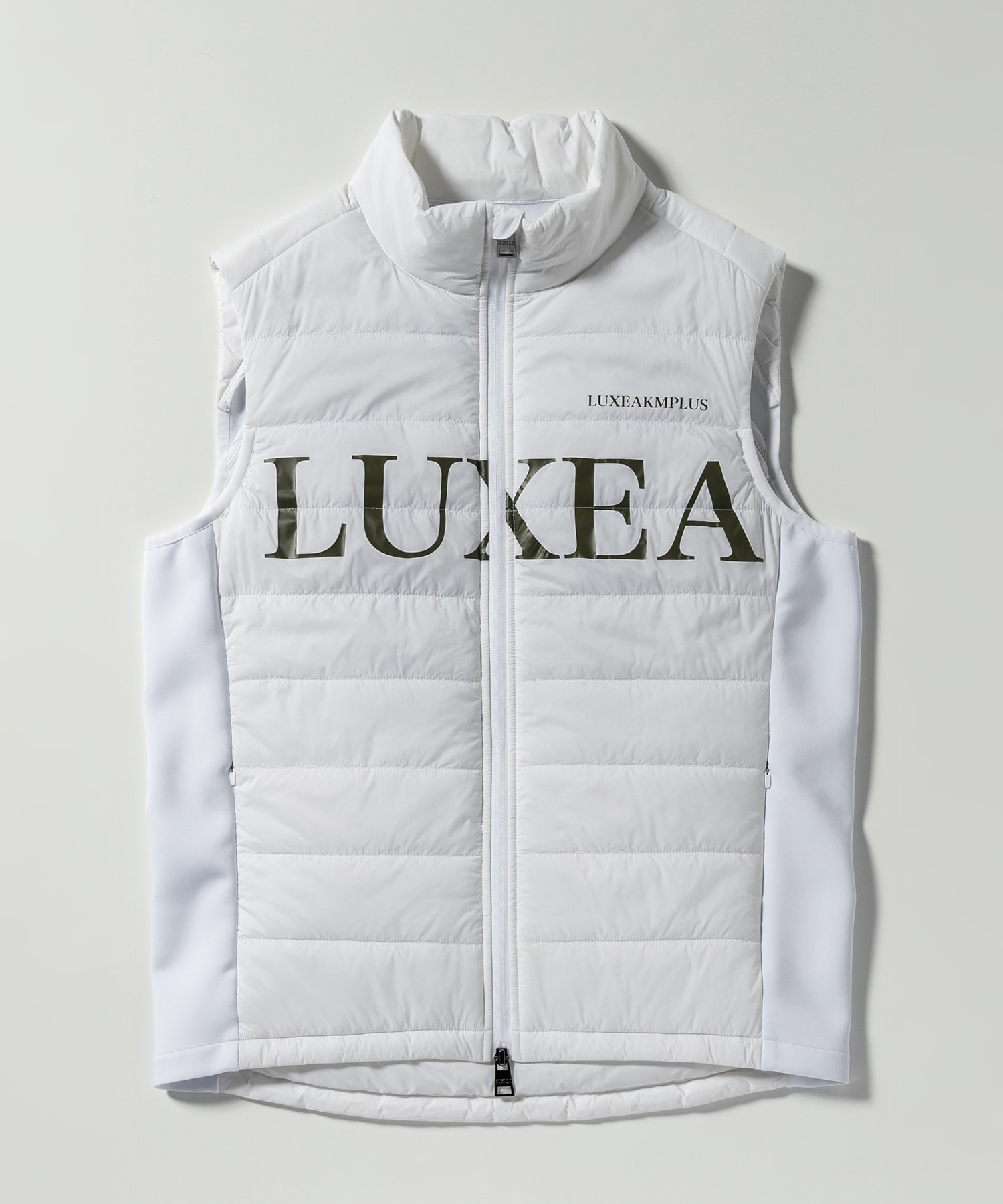 LUXEAKMPLUS(リュクスエイケイエムプラス)ゴルフ 防風軽量ナイロンベスト