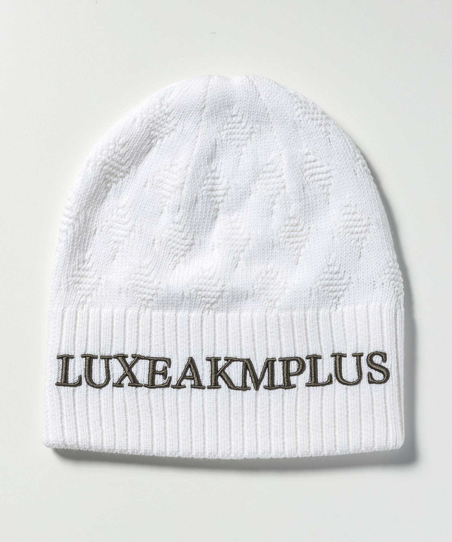 LUXEAKMPLUS(リュクスエイケイエムプラス)ゴルフ ベーシックロゴニットキャップ