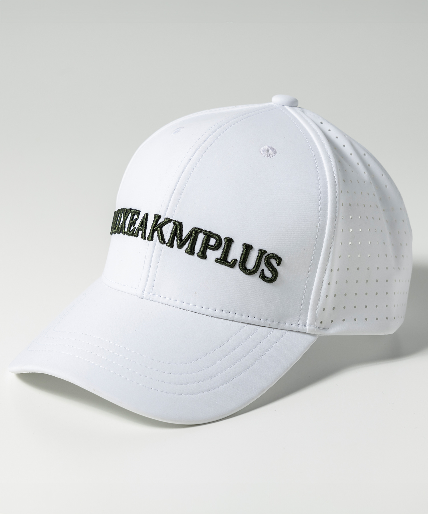 LUXEAKMPLUS(リュクスエイケイエムプラス)ゴルフ サイドメッシュキャップ