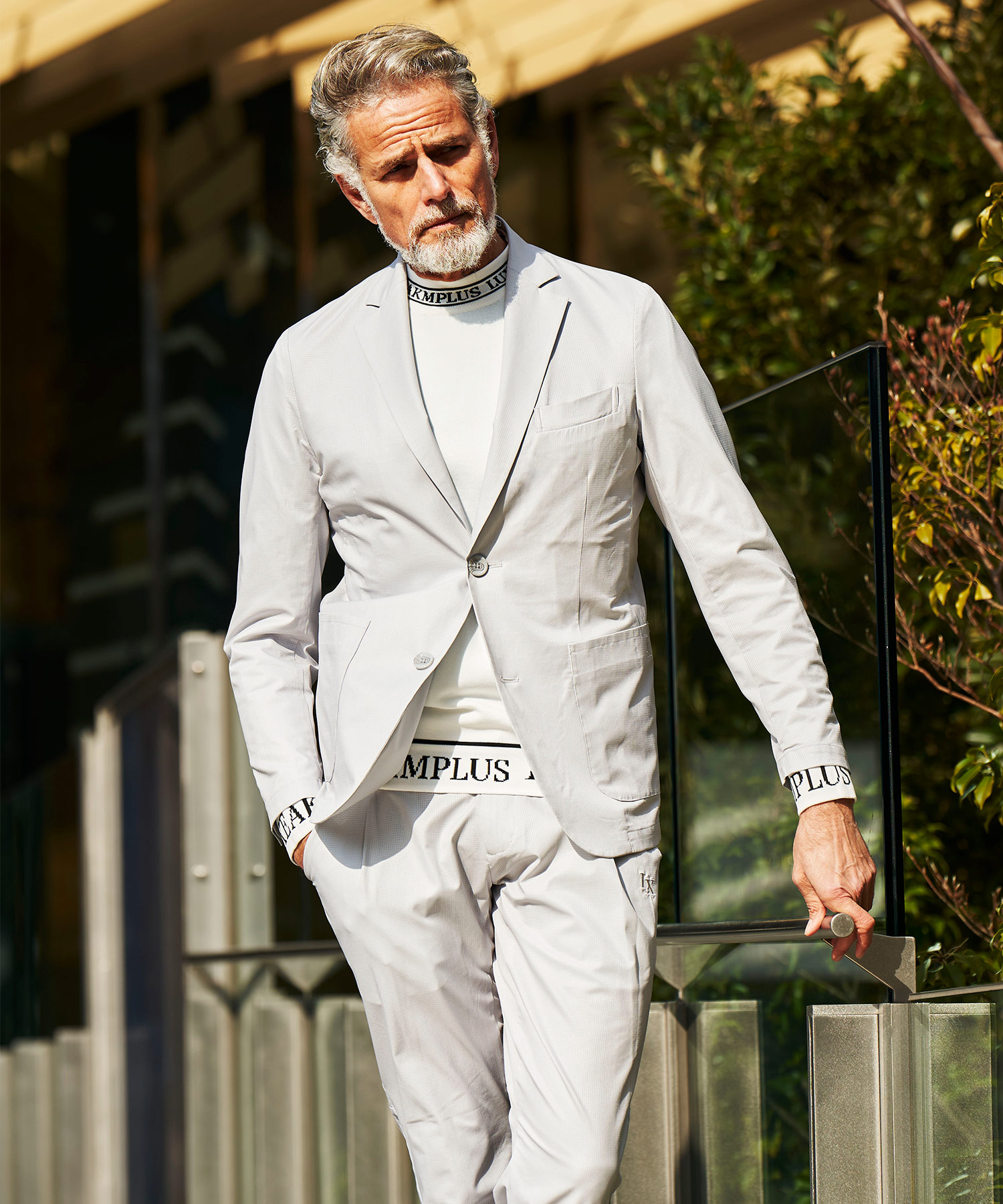 LUXEAKMPLUS 2025 AW NO.14